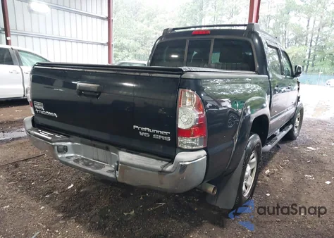 2013 Toyota Tacoma Prerunner V6 z USA, uszkodzony, nr VIN 3TMJU4GN1DM145875